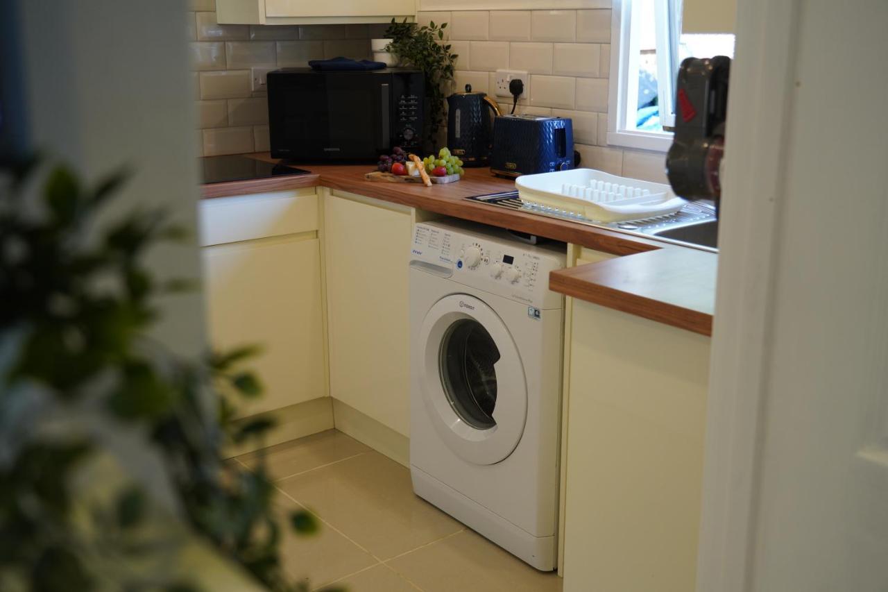 Cosy 1 Bed Garden Lodge Close To Nottingham City Centre - Free Parking & Wifi Bagian luar foto
