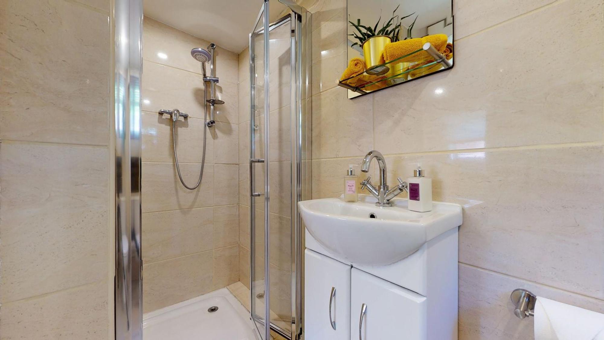 Cosy 1 Bed Garden Lodge Close To Nottingham City Centre - Free Parking & Wifi Bagian luar foto